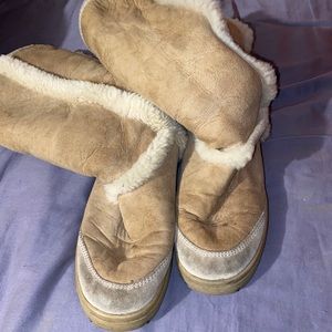 Sundance Revival UGG